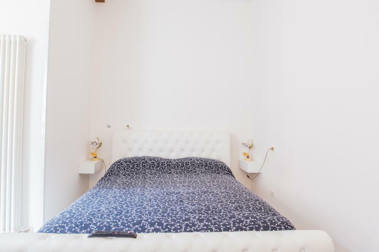 Myrtha Bb Bed & Breakfast Болоня Екстериор снимка